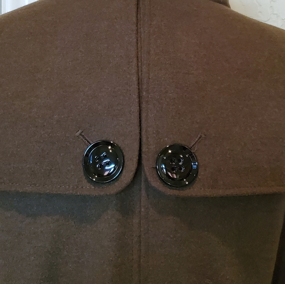 La Nouvelle Renaissance Coat - Picture 4 of 8